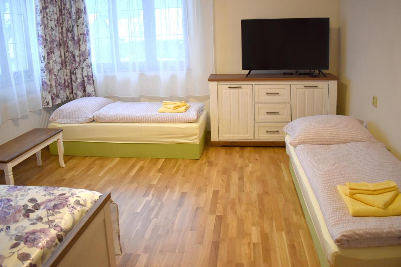 Chalupa Pod Tatrami Liptovská Teplička Buitenkant foto